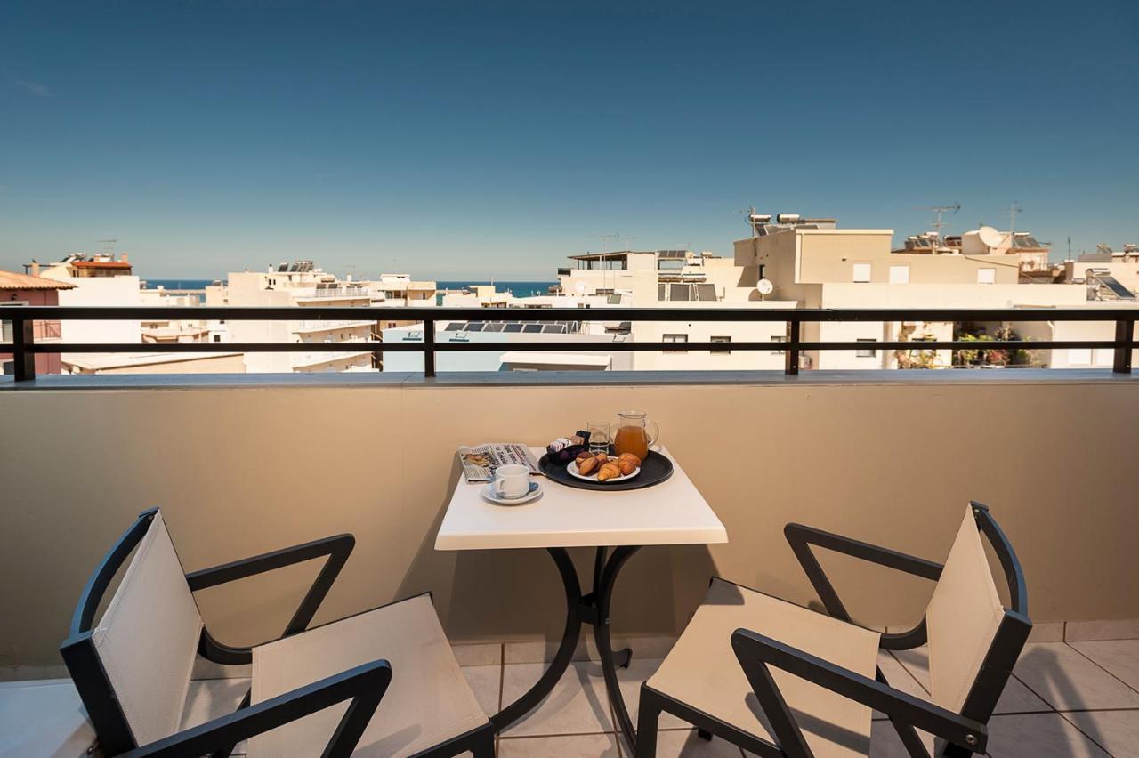 Elina Hotel Apartments Rethymno Exteriör bild